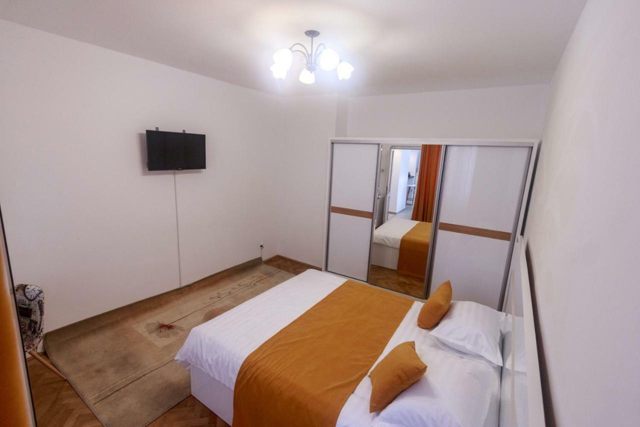Strada Muresenilor - Savas Apartament Brašov Exteriér fotografie